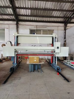 Precise Horizontal Long Foam Sheet Cutting Machine With 50m Length