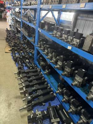 High Pressure PU Foam Machine Injection I Type Mixing Head For Two Components Polyol ISO