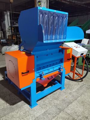37kw Foam Crushing Machine Foam Crusher 250kg/H Capacity Foam Shredding Machine